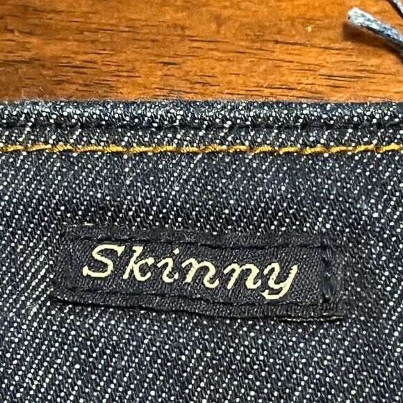 Vigoss Jeans Womens 3/4 27 Blue Dark Wash Distressed Stretch Embroidered - Picture 5 of 12